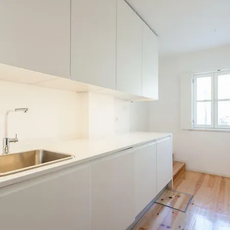 Дом отдыха Feels Like Belem Luxus House With Pool